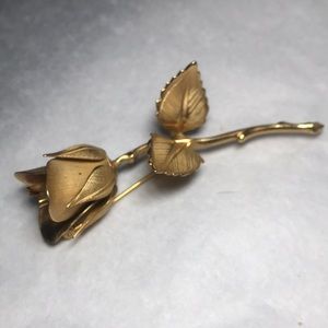 Vintage signed Giovanni gold rose stem brooch